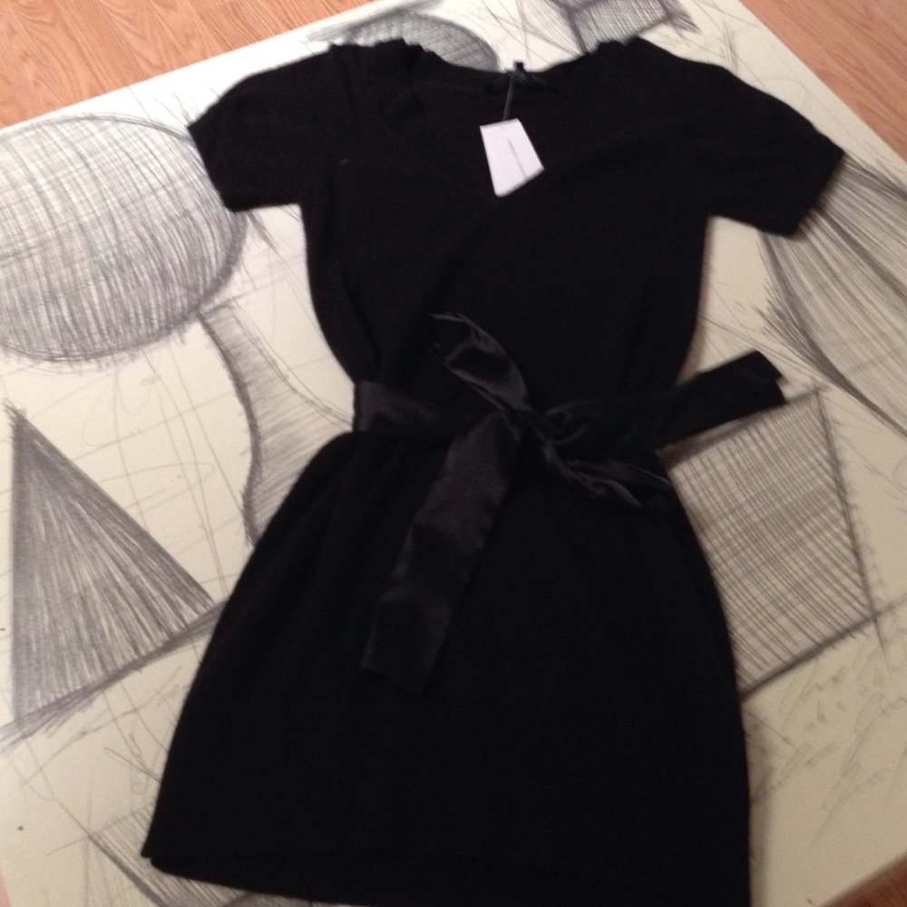 COPY - French Connection Sweater /Dress